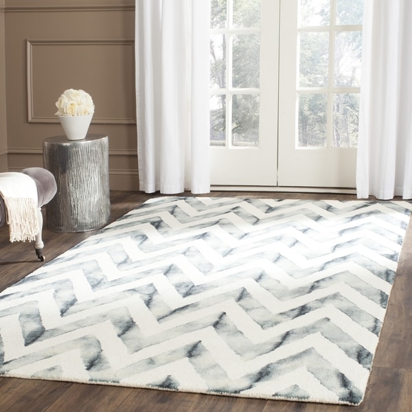 Safavieh Handmade Dip Dye Watercolor Vintage Ivory/ Grey Wool Rug (9' x 12')