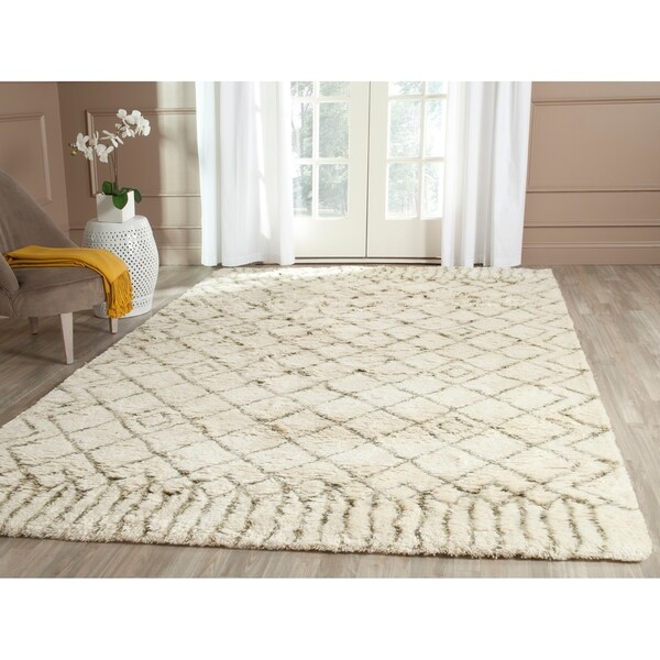 Safavieh Handmade Casablanca Moroccan Berber Flokati Shag Ivory/ Pale Green Wool Rug - 9' x 12'