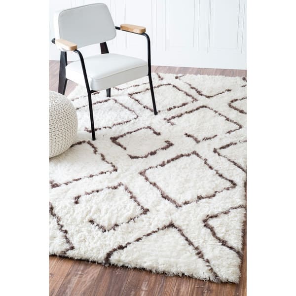 slide 2 of 3, Nuloom Ivory/Brown Soft and Plush Moroccan Trellis Shag Rug