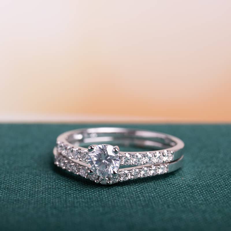Miadora Signature Collection 14k White Gold 7/8ct TDW Diamond Bridal Ring Set
