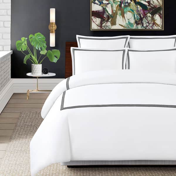 Echelon Home Three Line Hotel Collection 3-piece Duvet Cover Set - On Sale  - Bed Bath & Beyond - 9965408