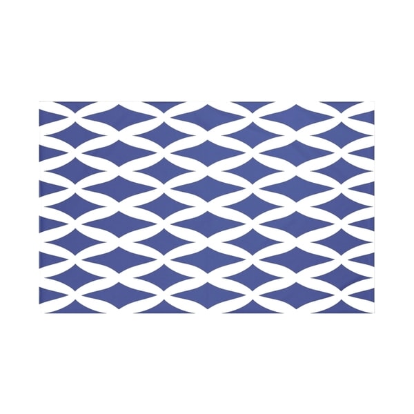 Geometric discount print throw