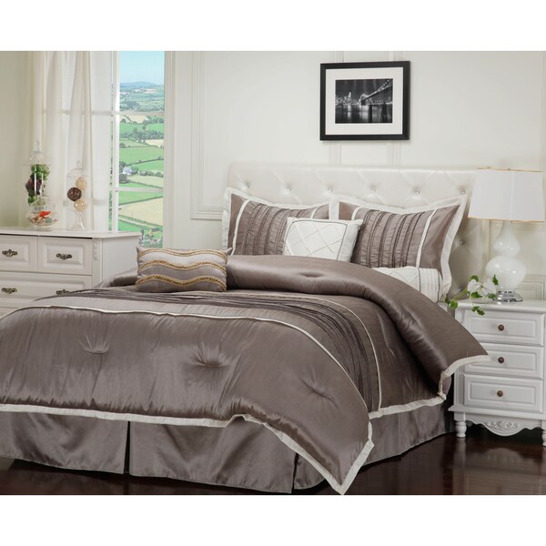 Superior Wrinkle Resistant Blakely 7-piece Comforter Set