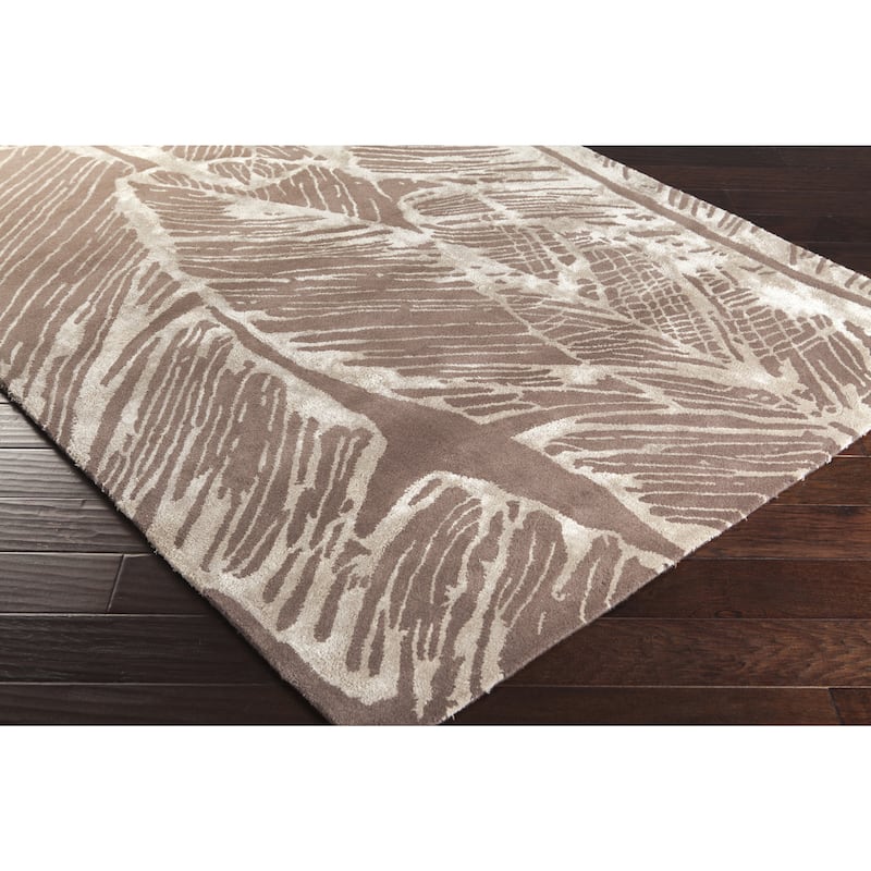 Hand-Tufted Vaughn Floral Indoor Area Rug
