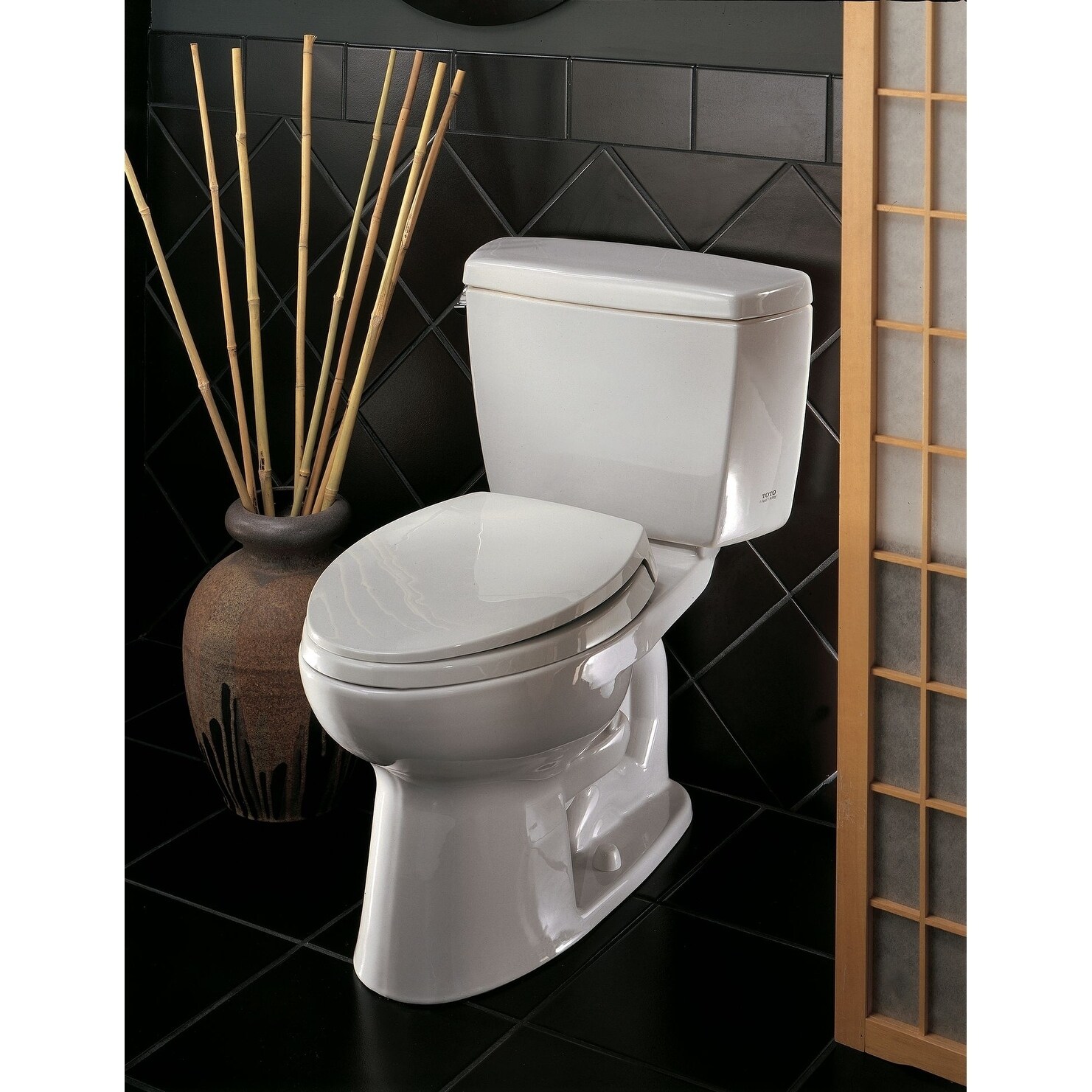 Toto Drake Two-Piece Elongated 1.6 GPF ADA Compliant Toilet with Insulated  Tank, Sedona Beige (CST744SLD#12) - Bed Bath u0026 Beyond - 9999283