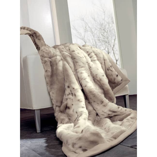 IBENA Snow Leopard Faux Fur Oversize Throw