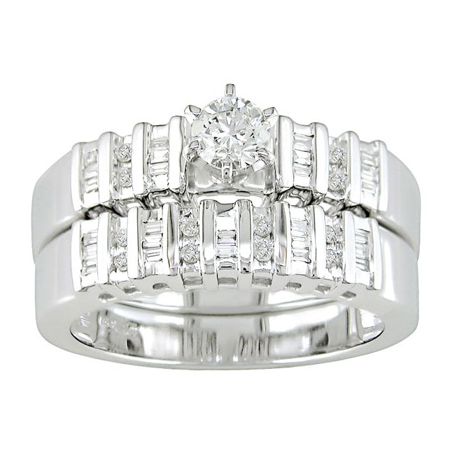   Round and Baguette Diamond Bridal Ring Set (H I, I1)  