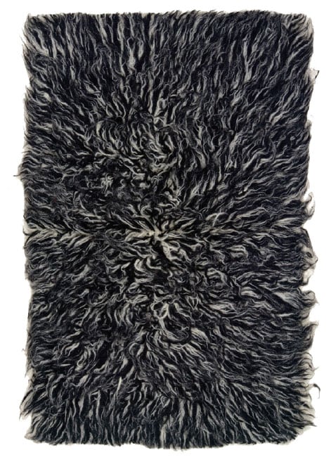 Hand woven Flokati Black/White Wool Rug (24 x 48)  