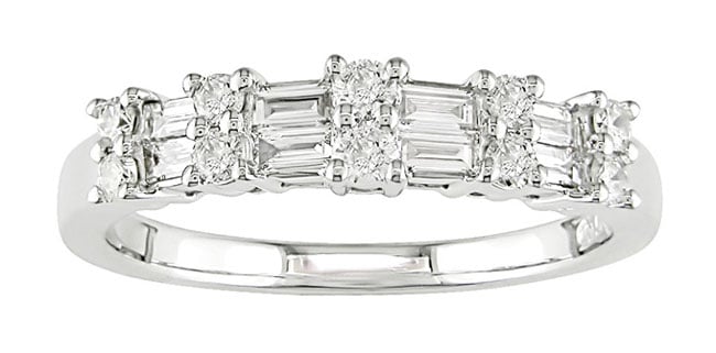   2ct TDW Round and Baguette Diamond Ring (H I J, I1 I2)  