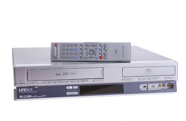 LiteOn LVC 9016G DVD Recorder/ VCR Combo (Refurbished)  