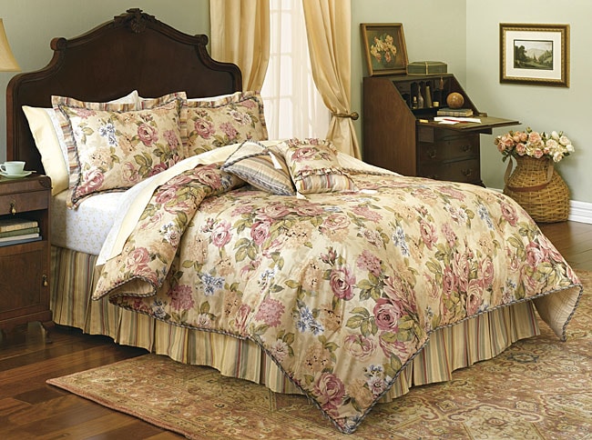 Savannah Floral Comforter Set  