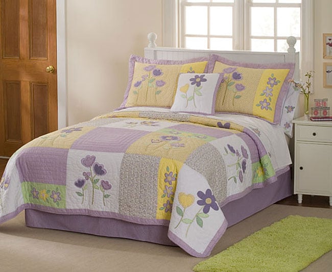 Patch of Flowers Quilt Set  