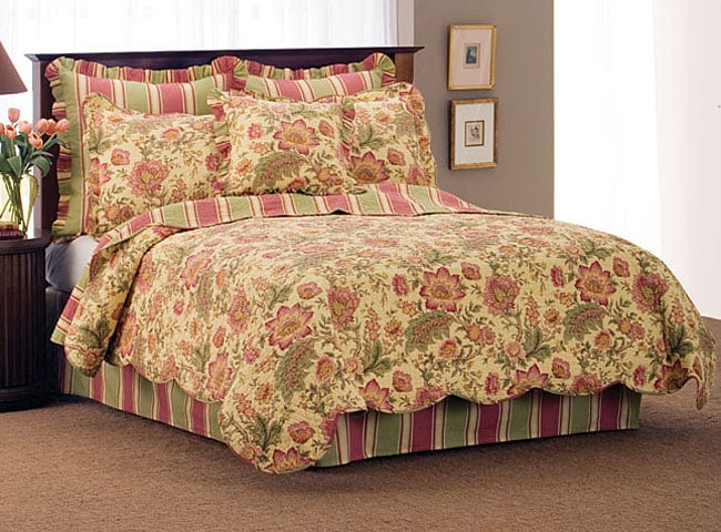 Kieri Floral Quilt Set  