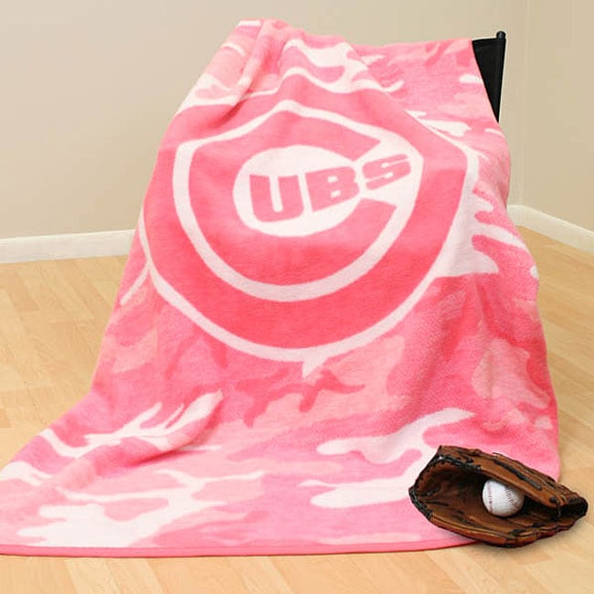 Chicago Cubs Pink Screened Sweatshirt Blanket