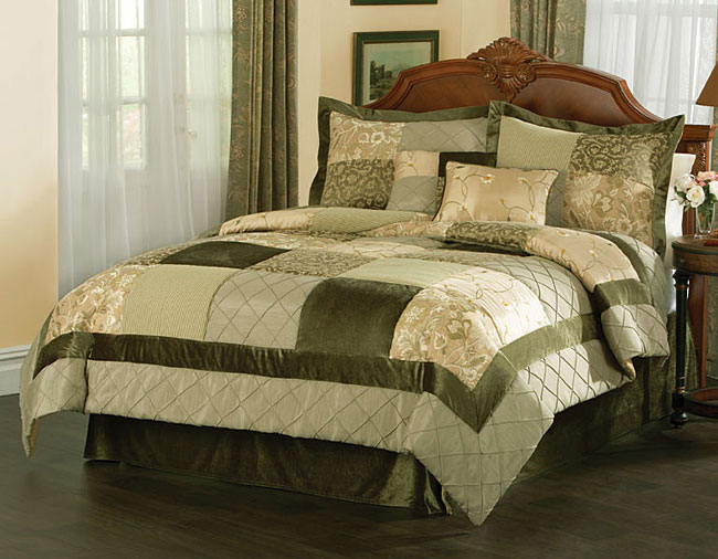 Green Garden 3 piece Comforter Set  