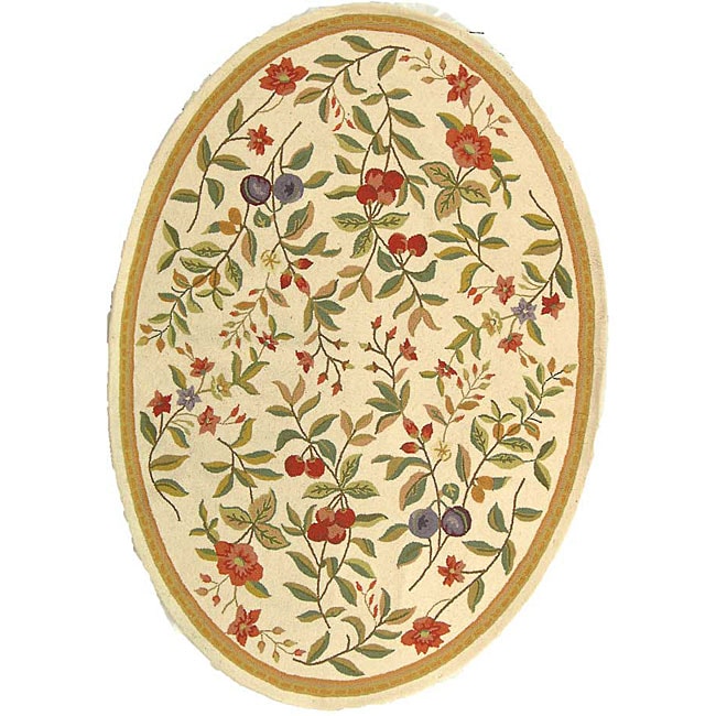 Hand hooked Garden Ivory Wool Rug (76 x 96 Oval)