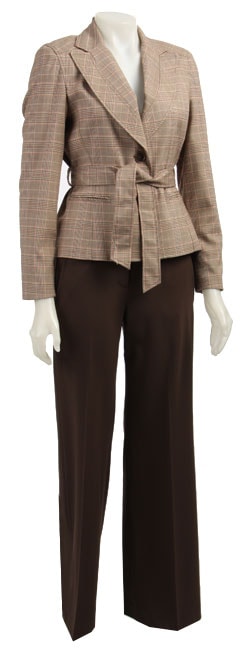 Larry Levine Womens Coordinating Pant Suit  