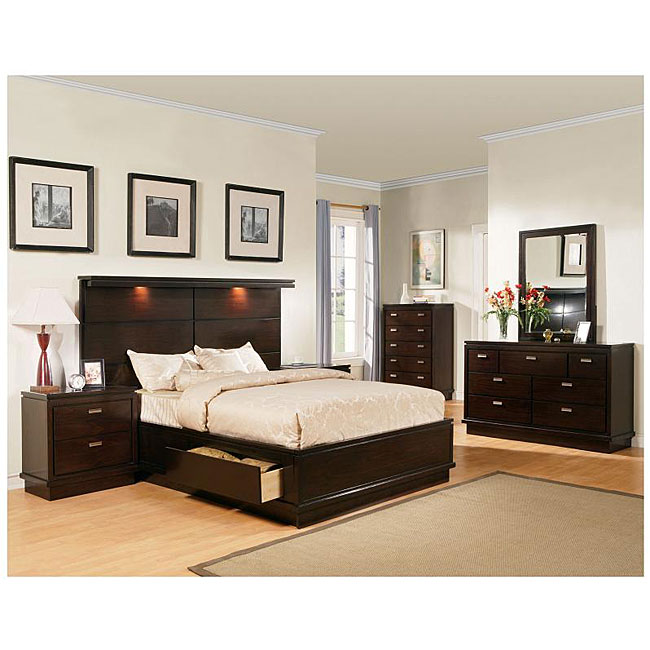 Wynn Resort 5 piece Bedroom Collection  