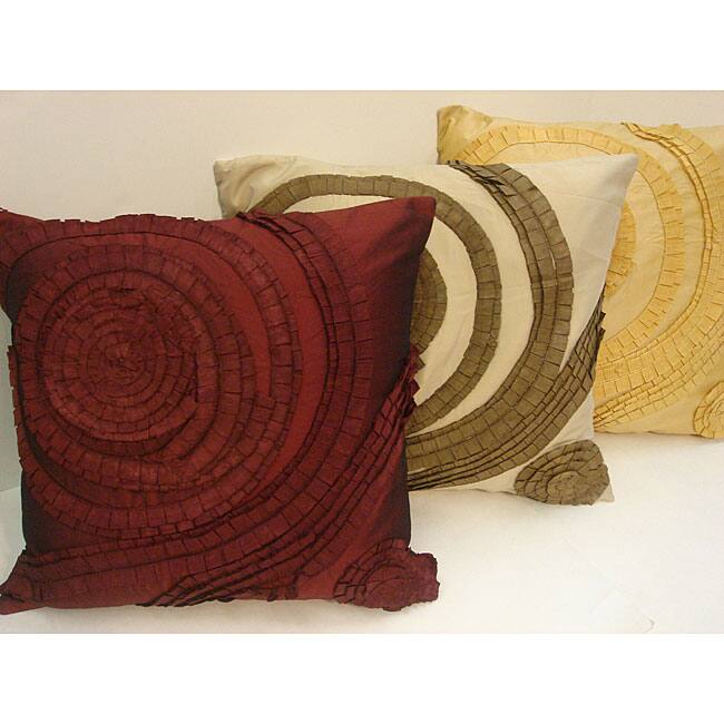 Sherry Kline 18-inch Pleated Swirl Tafetta Pillows (Set of 2)