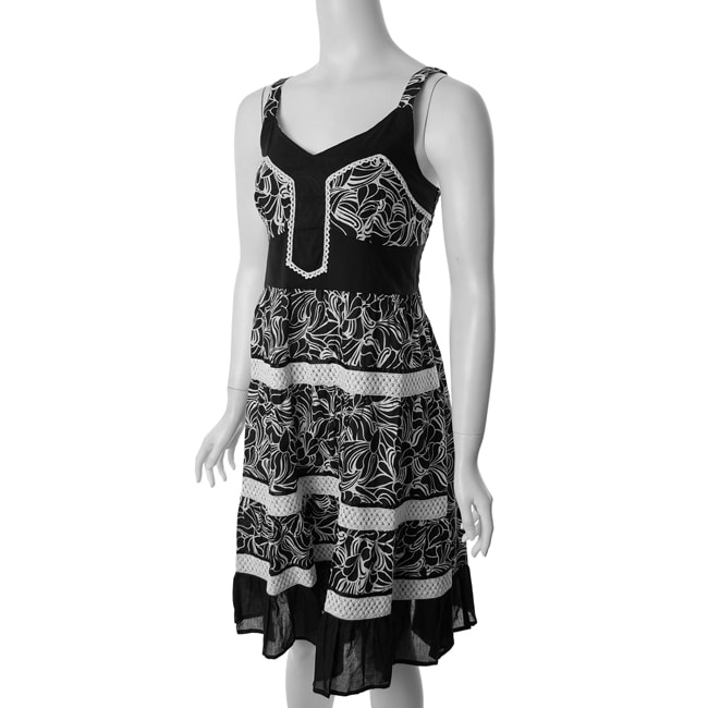 Cute Options Juniors Black/ White Sleeveless Dress   12098294