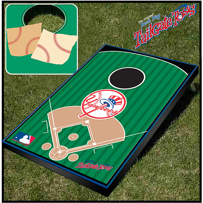   Licensed MLB New York Yankees Tailgate Toss Game  