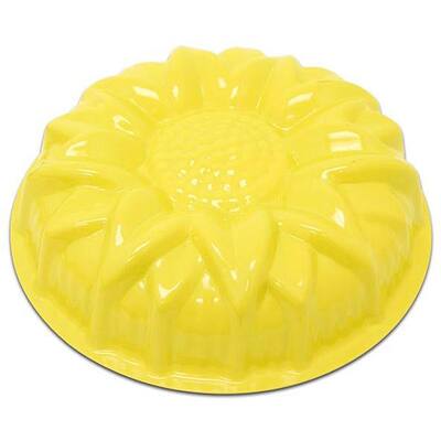 Nordic Ware Yellow Sunflower Cake Pan - 7'10" x 9'10"