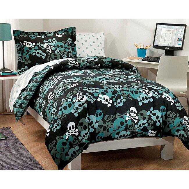 Skulls 7-piece Full-size Bed in a Bag with Sheet Set