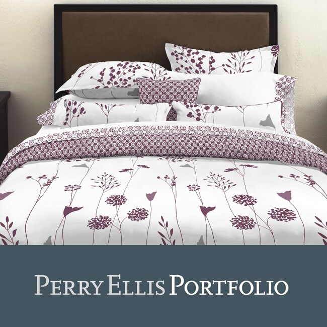 Perry Ellis Asian Lilly Plum 3 Piece Full Queen Size Duvet Cover Perry Ellis Asian Lilly Plum 3 Piece Full Queen Size Duvet Cover Set