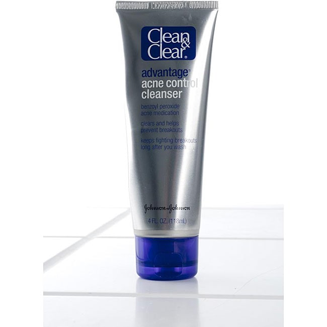 Clean & Clear 4 ounce Advantage Acne Control Cleanser (Pack of 4 