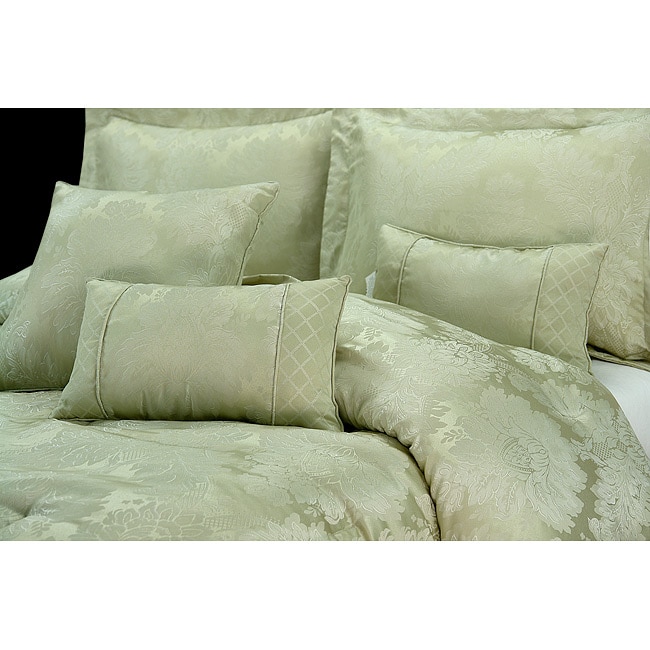 Verona Sage 7-piece King-size Comforter Set - Free