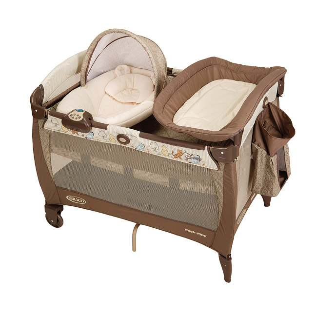 Graco Classic Pooh Pack 'n Play Playard with Newborn Napper Station
