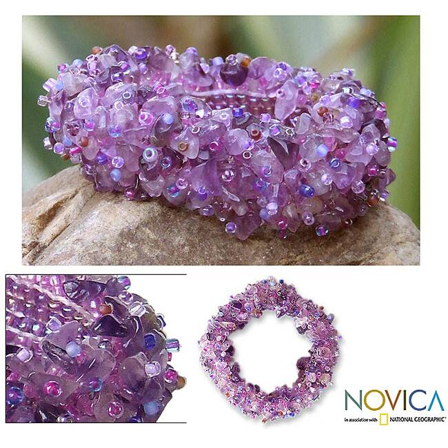 Handcrafted Amethyst 'Violet Garland' Stretch Bracelet (Thailand)