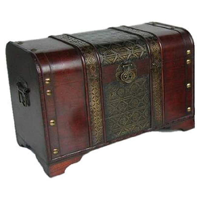 Old Fashioned Medium Wood Storage Chest