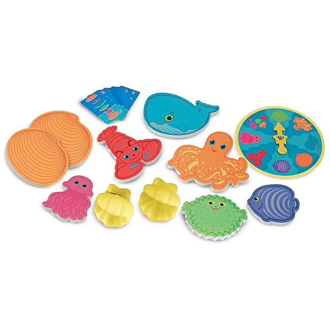 Melissa & Doug Seafood Sandwich Stacking Pool Game