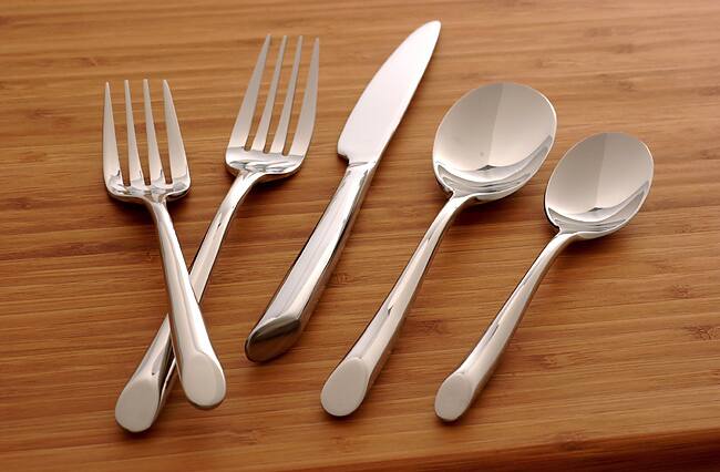 Towle Wave 45 pc Flatware