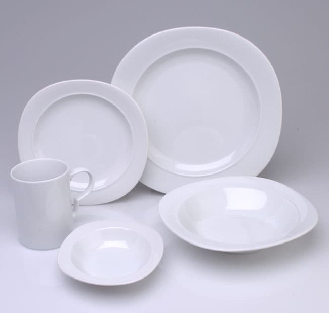 Studio Nova Studio White 20 pc. Dinnerware Set