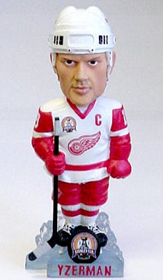 STEVE YZERMAN FOREVER STANLEY CUP BOBBLE HEAD MEN OF THE ICE NIB RED WINGS