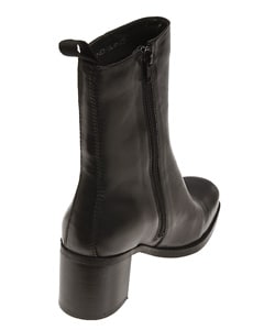 Bandolino Nolitta Womens Chunky Heel Boot  