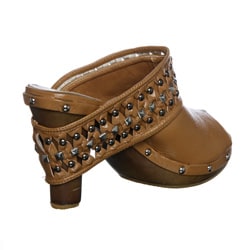 Bucco Womens 17 209 Studded Clogs