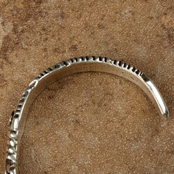 preview thumbnail 2 of 1, Sterling Silver Navajo Feather Cuff Bracelet (Native American)