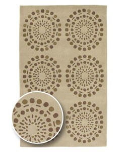 Hand-tufted Vente Wool Rug (5' x 8'). Opens flyout.