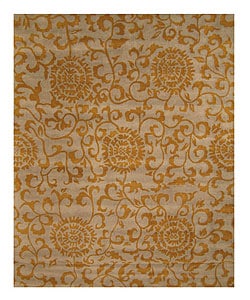 Hand-tufted Casablanca Gold Wool Rug (7'9 x 9'9). Opens flyout.