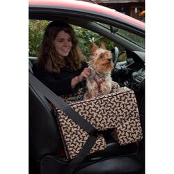 Pet Gear Medium Heated Booster Car Seat Bed Bath Beyond 5714485 - Main Image