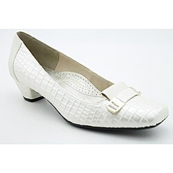white dress shoes wide width