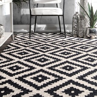 White, Wool Rugs & Area Rugs to Decorate Your Floor Space ... White, Wool Rugs & Area Rugs to Decorate Your Floor Space ... - nuLOOM Handmade Abstract Wool Fancy Pixel Trellis Rug (4' x ...