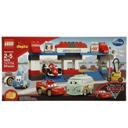 disney cars pit stop