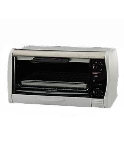 Black and Decker TRO2000 Toast-R-Oven/Broiler (Refurbished) - Bed