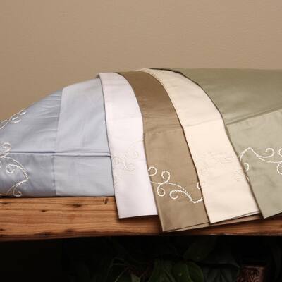 Grand Luxe Egyptian Cotton 300 TC Scroll Pillowcases (Set of 2)