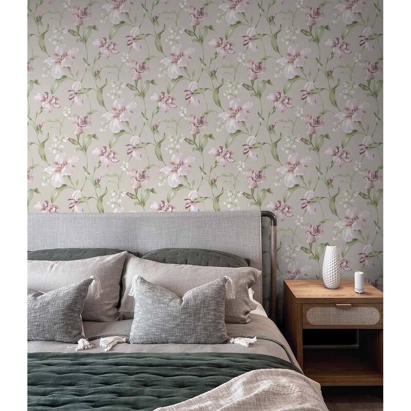 Seabrook Designs Harland Floral Unpasted Wallpaper