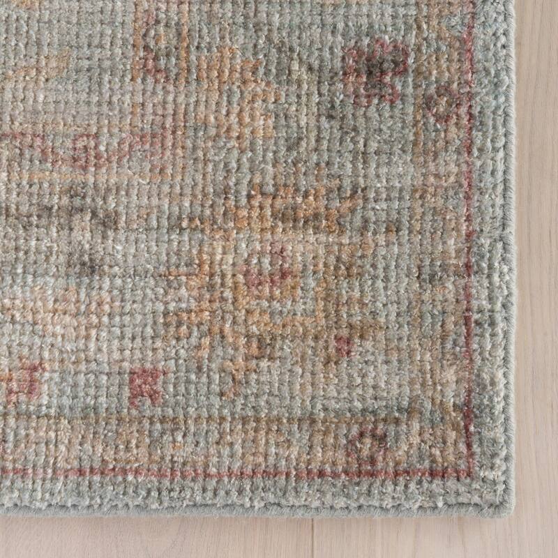 Nuloom Larevia Hand Loomed Wool Area Rug